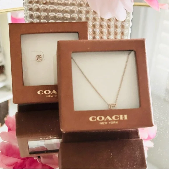 Coach Vintage C Gold Necklace and Earrings Set - Picture 3 of 9